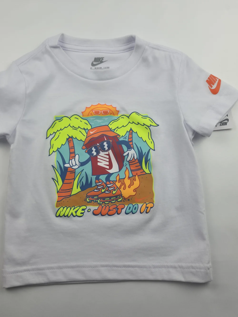 Title: Nike Boys 2PC Outfit Set Orange Shorts Graphic Tee Size 2T NWT - Picture 2 of 5
